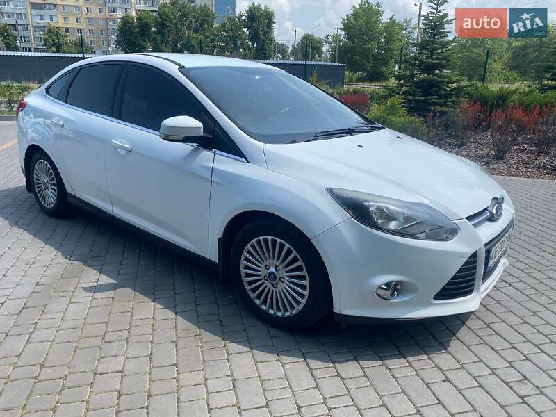 Седан Ford Focus 2013 в Каменском