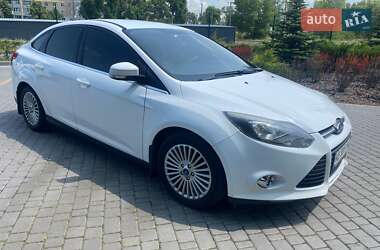 Седан Ford Focus 2013 в 