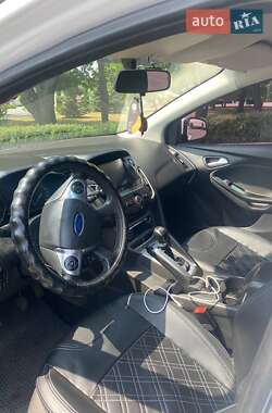 Седан Ford Focus 2013 в 