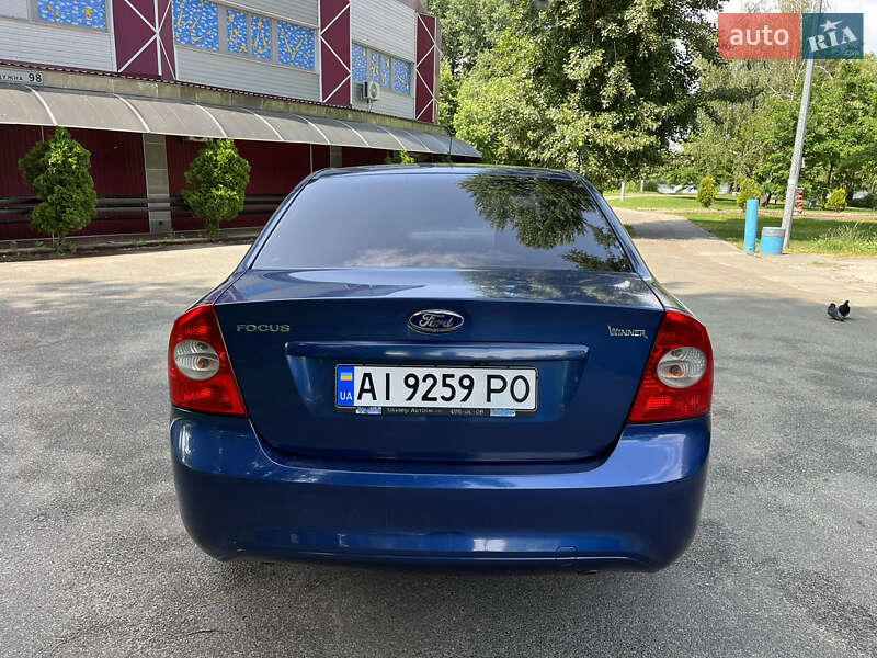 Седан Ford Focus 2008 в Киеве