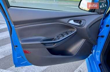 Хэтчбек Ford Focus 2016 в 