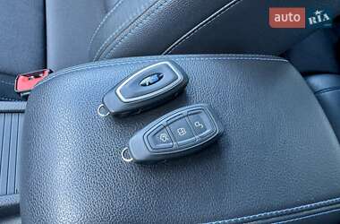 Хэтчбек Ford Focus 2016 в 