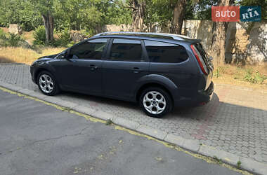 Универсал Ford Focus 2010 в 