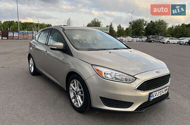 Хэтчбек Ford Focus 2015 в 