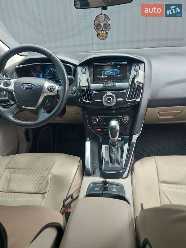 Хэтчбек Ford Focus 2013 в Никополе фото 5 Хэтчбек Ford Focus 2013 в Никополе