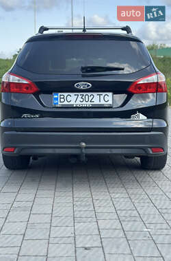 Универсал Ford Focus 2014 в 