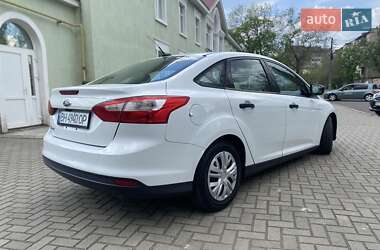 Седан Ford Focus 2013 в 