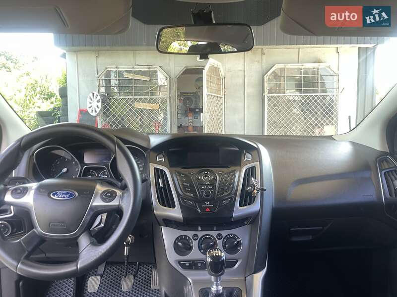 Универсал Ford Focus 2012 в Мукачево фото 11 Универсал Ford Focus 2012 в Мукачево