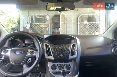 Универсал Ford Focus 2012 в 