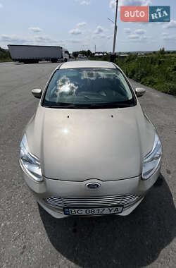 Хэтчбек Ford Focus 2017 в 