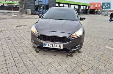 Седан Ford Focus 2015 в 