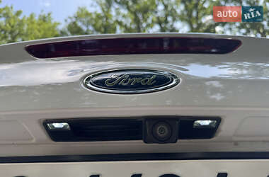 Седан Ford Focus 2016 в 