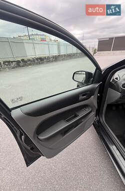 Универсал Ford Focus 2009 в 