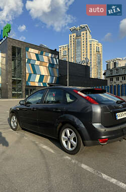 Хэтчбек Ford Focus 2007 в 