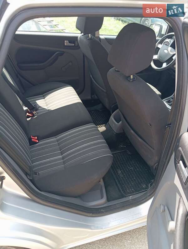 Универсал Ford Focus 2010 в Бродах