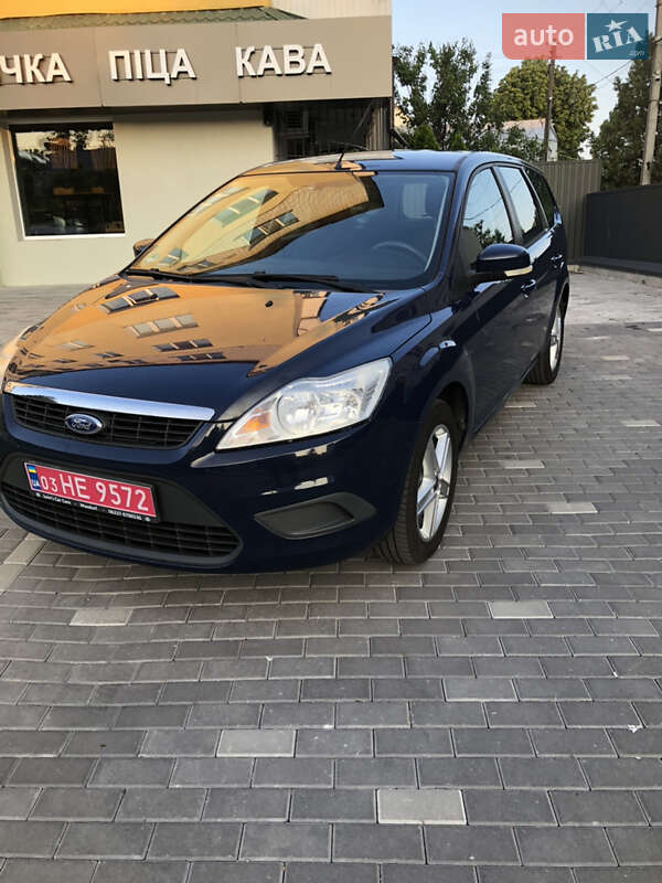 Универсал Ford Focus 2010 в 