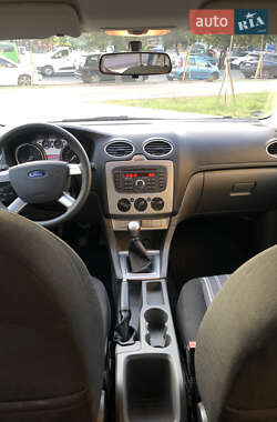 Универсал Ford Focus 2010 в 