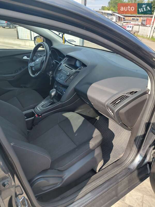 Седан Ford Focus 2017 в Львове