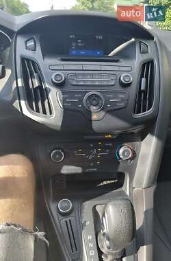 Седан Ford Focus 2017 в 