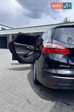 Универсал Ford Focus 2013 в 