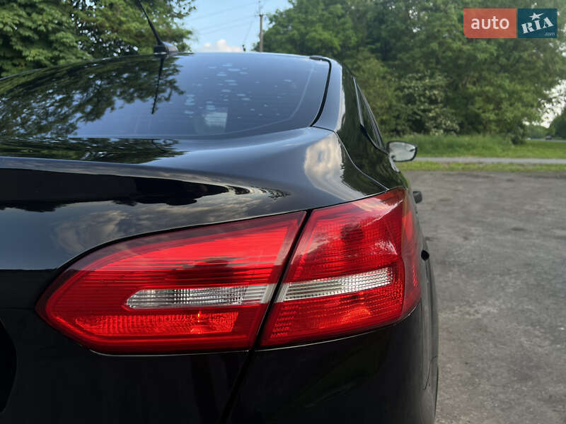 Седан Ford Focus 2016 в Бучаче