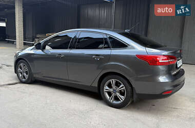 Седан Ford Focus 2017 в 