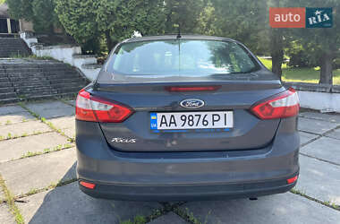 Седан Ford Focus 2013 в 