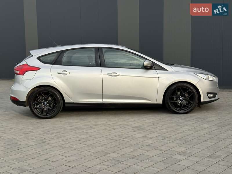 Хэтчбек Ford Focus 2016 в Хмельницком