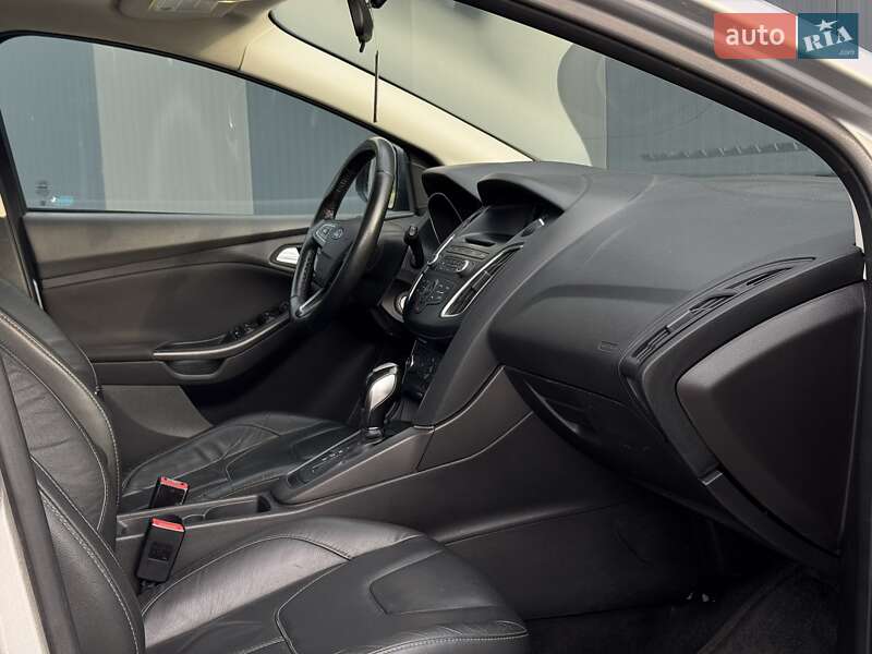Хэтчбек Ford Focus 2016 в Хмельницком