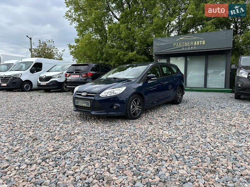 Универсал Ford Focus 2014 в 