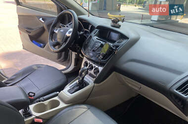 Седан Ford Focus 2012 в 