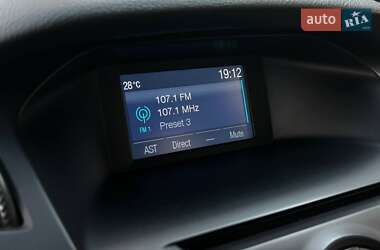 Хэтчбек Ford Focus 2014 в 