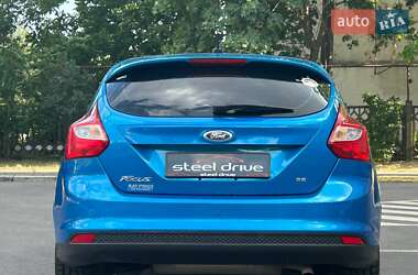 Хэтчбек Ford Focus 2014 в 