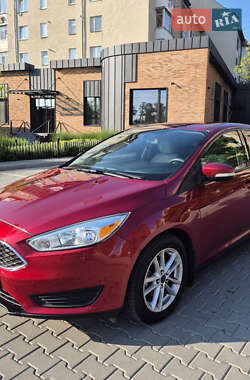 Хэтчбек Ford Focus 2015 в Ивано-Франковске