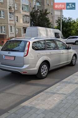 Универсал Ford Focus 2010 в 