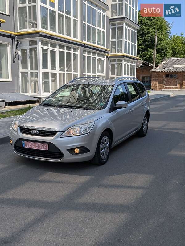 Универсал Ford Focus 2010 в 