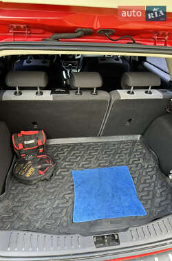 Хэтчбек Ford Focus 2013 в 