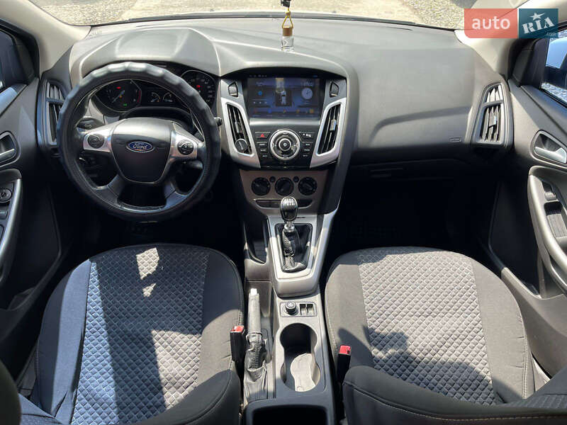 Универсал Ford Focus 2011 в Ивано-Франковске