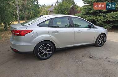 Седан Ford Focus 2017 в 