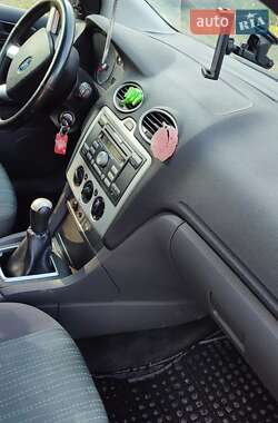 Універсал Ford Focus 2006 в Дунаївцях фото 2 Універсал Ford Focus 2006 в Дунаївцях