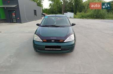 Седан Ford Focus 2000 в 