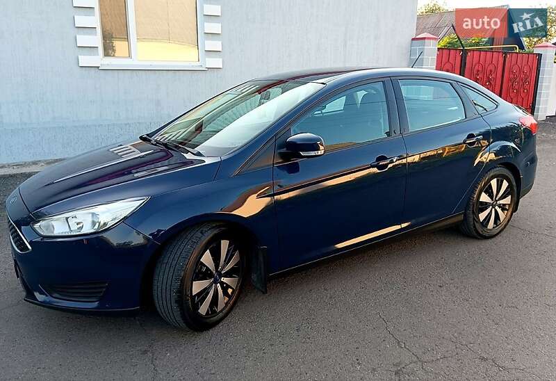 Седан Ford Focus 2017 в Новомосковске