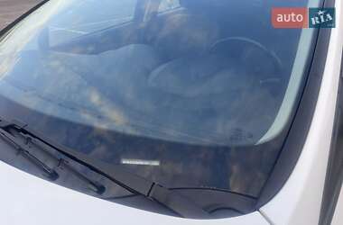 Хэтчбек Ford Focus 2013 в 