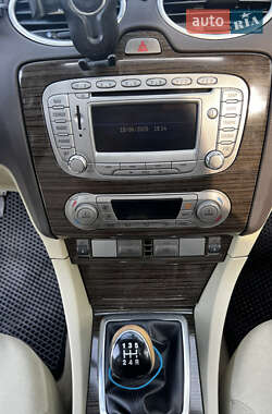 Универсал Ford Focus 2010 в 
