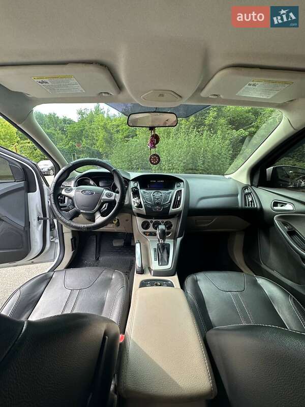 Седан Ford Focus 2012 в Киеве