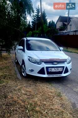Седан Ford Focus 2011 в 