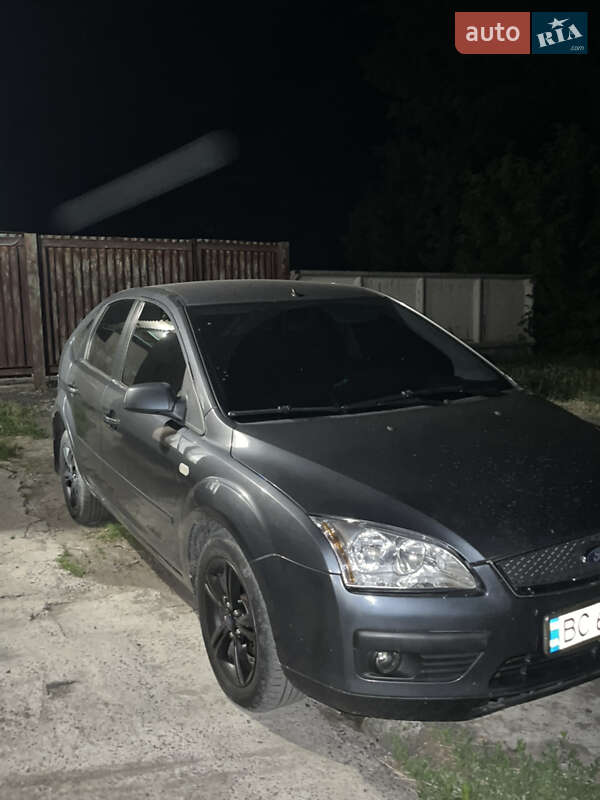 Хэтчбек Ford Focus 2005 в Днепре