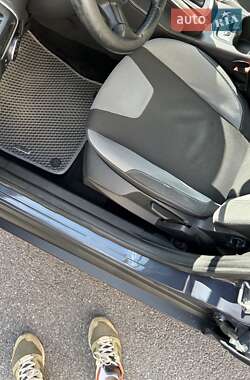 Седан Ford Focus 2011 в 