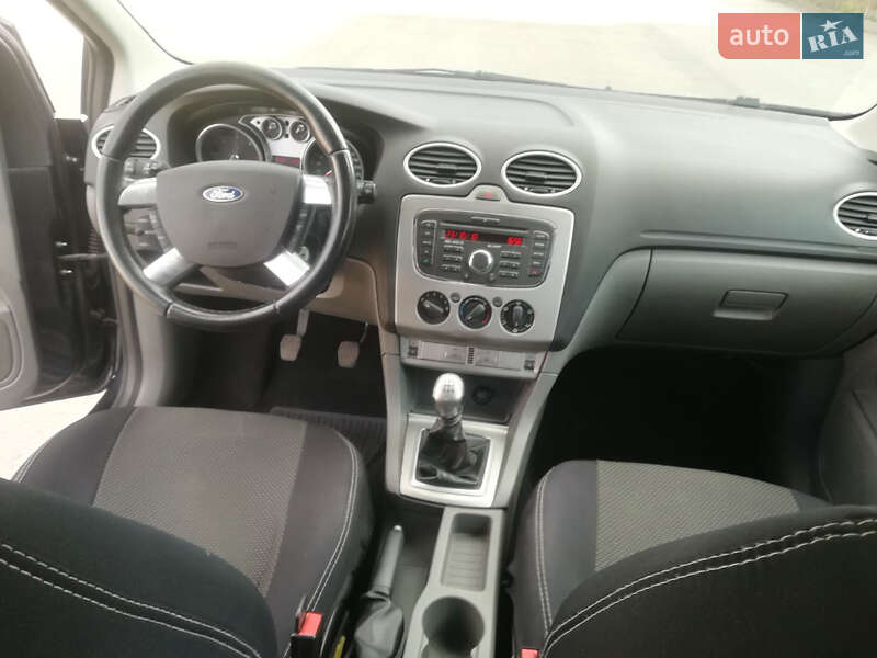 Универсал Ford Focus 2010 в Львове