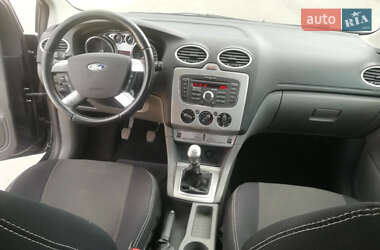 Универсал Ford Focus 2010 в 